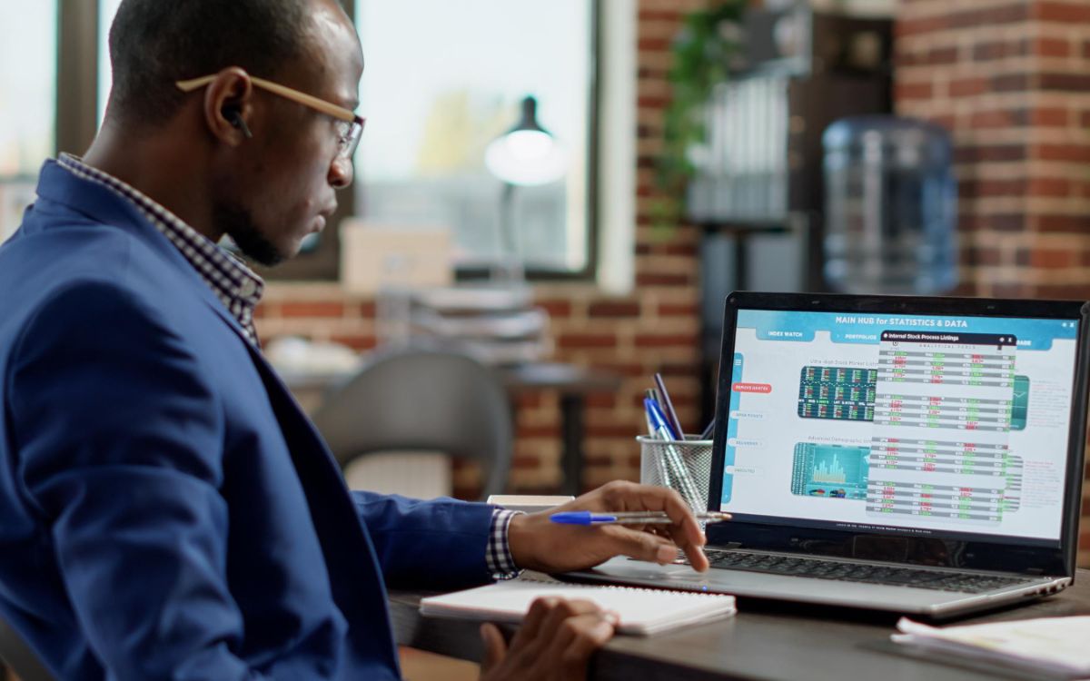 Effective Ways to Track Employee Attendance